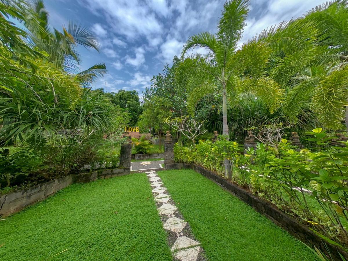 Medori Putih Homestay Uluwatu  Luaran gambar
